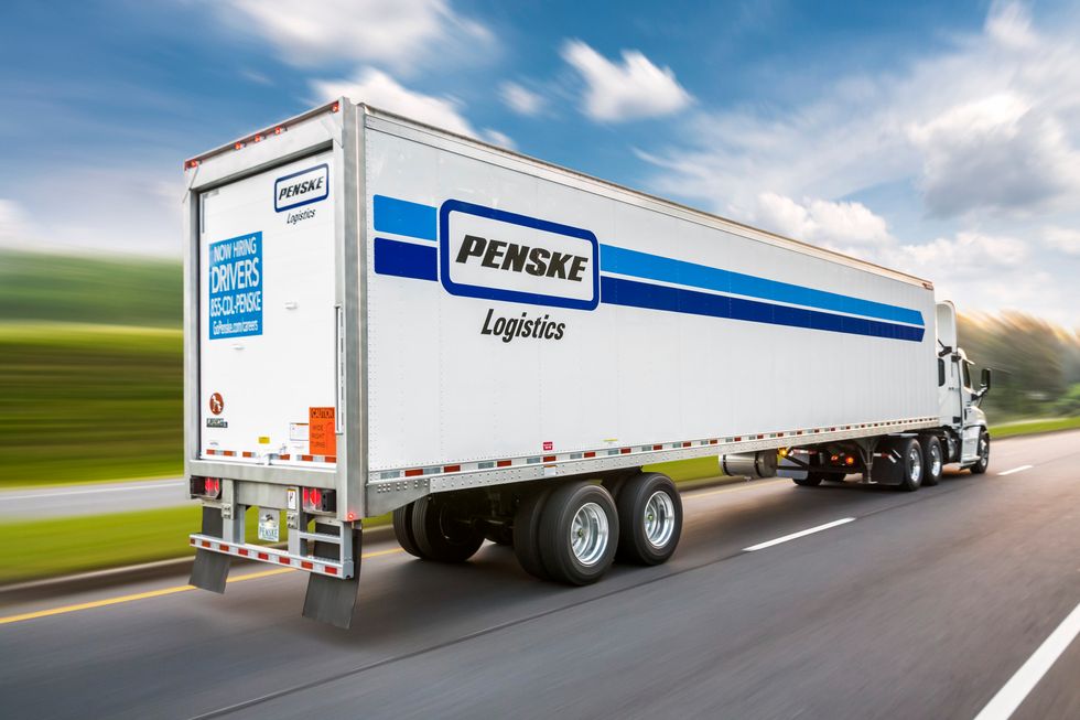 Penske Logistics Recognized 44 Truck Drivers for Safe Driving
