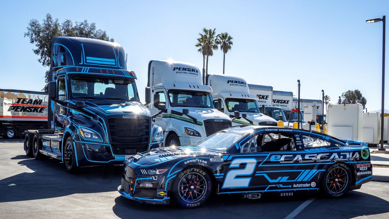 
Penske and Freightliner Makes NASCAR History Using eCascadia
