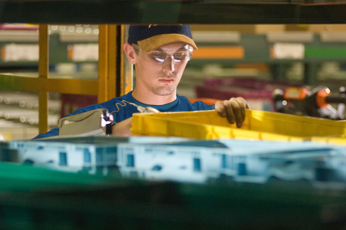 Penske warehouse worker